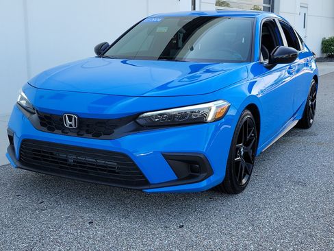 Used 2024 Honda Civic Sport image 3