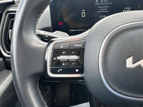 Used 2024 Kia Sorento S FWD image 32