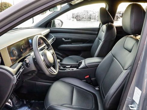 Used 2025 Hyundai Santa Cruz SEL image 21