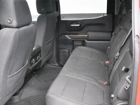 Used 2021 Chevrolet Silverado 1500 LT Trail Boss AWD/4WD image 13