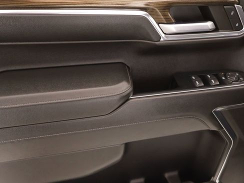 Used 2024 Chevrolet Silverado 1500 LT w/ Convenience Package II image 16