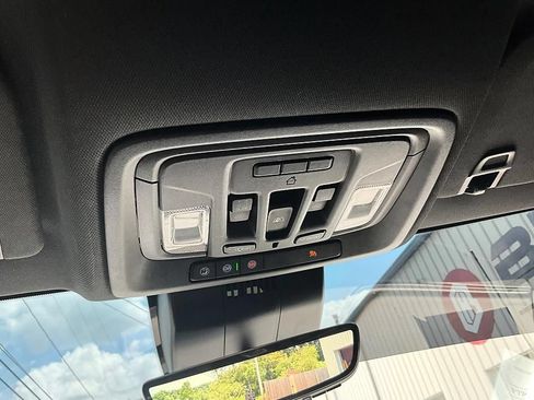 Used 2024 Chevrolet Silverado 3500 High Country w/ High Country Premium Package AWD/4WD image 32