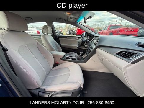 Used 2017 Hyundai Sonata SE image 10