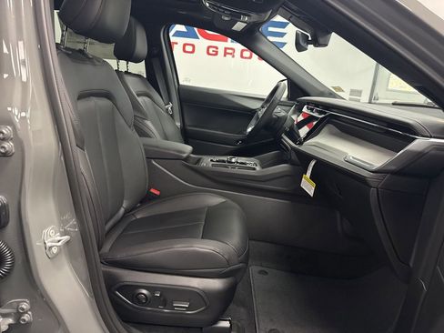 New 2026 Jeep Cherokee Laredo AWD/4WD image 38