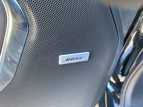 Used 2023 GMC Yukon SLT w/ SLT Premium Package image 20