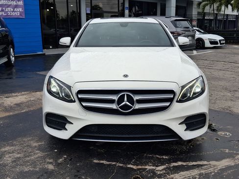 Used 2017 Mercedes-Benz E 300 image 4