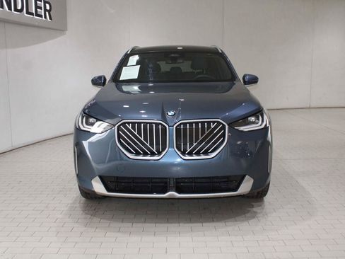 Certified 2025 BMW X3 xDrive30i image 9