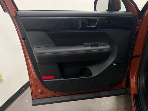 Used 2025 Hyundai Santa Fe Calligraphy image 12