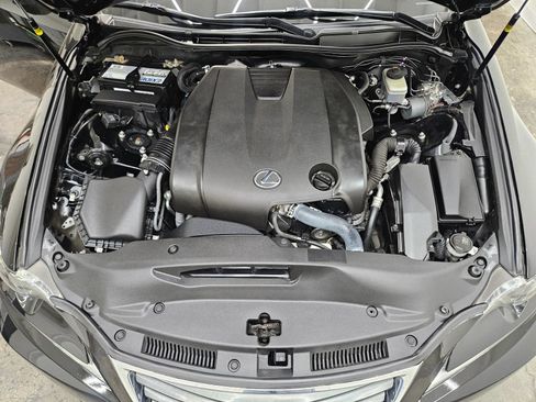 Used 2014 Lexus IS 250 w/ Navigation Package RWD image 18