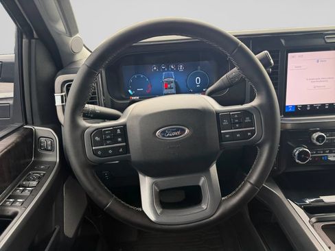Used 2025 Ford F250 Lariat w/ Lariat Ultimate Package AWD/4WD image 11