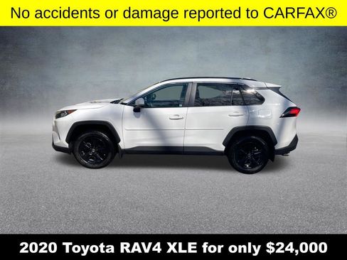 Used 2020 Toyota RAV4 XLE w/ Convenience Package image 2