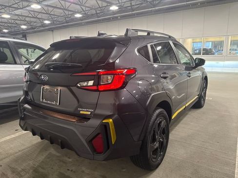 Used 2024 Subaru Crosstrek 2.5i Sport AWD/4WD image 2