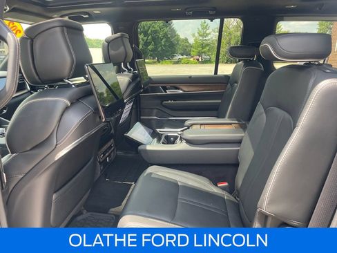 Used 2023 Jeep Grand Wagoneer Series II w/ Convenience Group III AWD/4WD image 29
