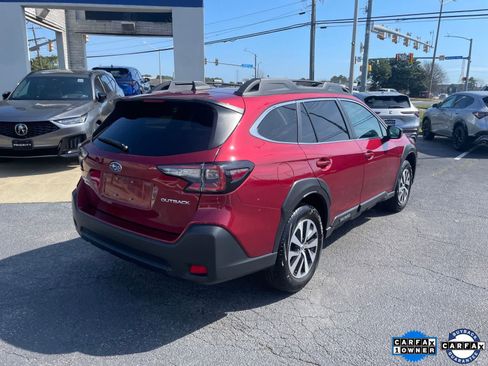Used 2025 Subaru Outback Premium image 5
