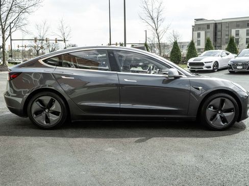 Used 2018 Tesla Model 3 Long Range AWD/4WD image 3