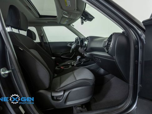 Used 2021 Kia Soul EX FWD image 38