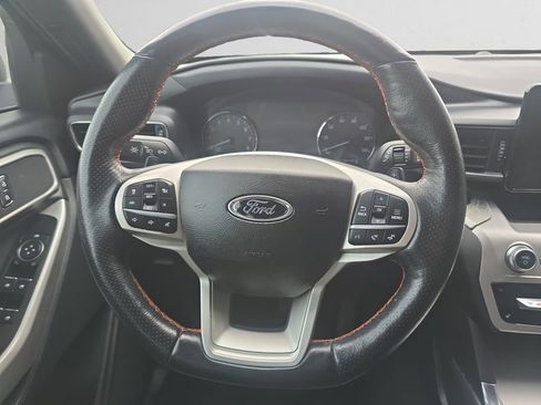 Used 2022 Ford Explorer Timberline image 13