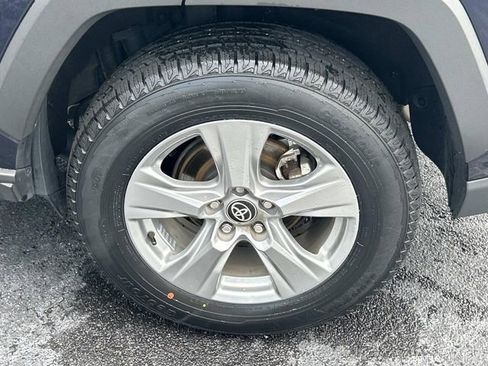 Used 2025 Toyota RAV4 XLE AWD/4WD image 13