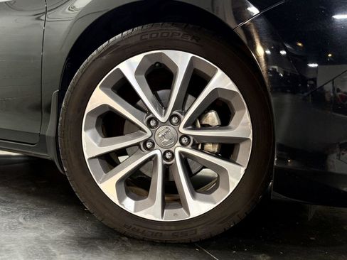 Used 2014 Honda Accord Sport image 12