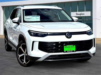 New 2025 Volkswagen Tiguan SE