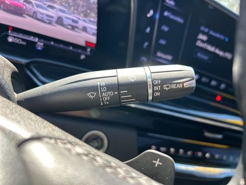 Used 2022 Cadillac Escalade Sport w/ Touring Package image 32