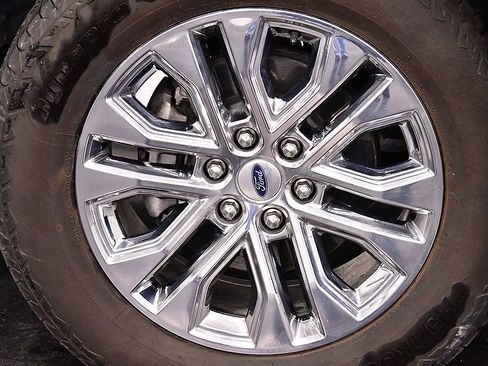 Used 2024 Ford F150 Lariat w/ Equipment Group 502A High image 11