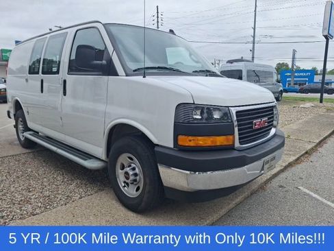 Used 2024 GMC Savana 2500 w/ Driver Convenience Package RWD image 3