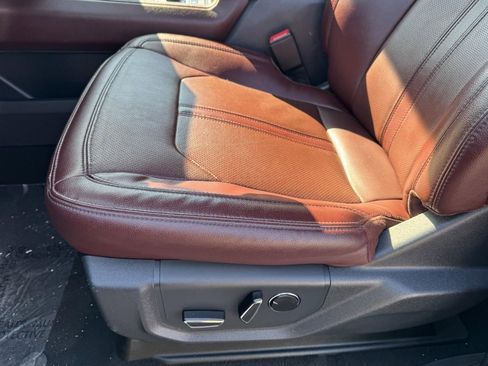 Used 2024 Ford Expedition Max Limited image 15