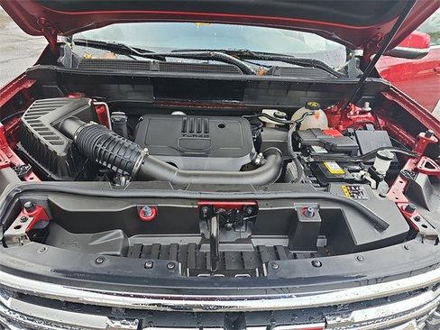 Certified 2023 GMC Acadia SLE w/ Driver Convenience Package image 29