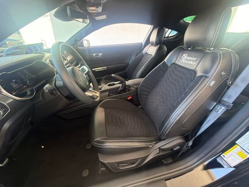Used 2021 Ford Mustang GT Premium w/ GT Performance Package RWD image 23