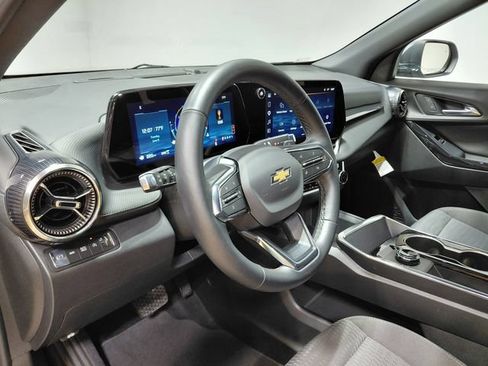 Used 2026 Chevrolet Equinox LT AWD/4WD image 20