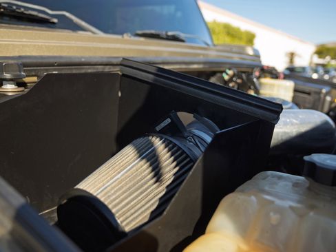 Used 2005 HUMMER H2 SUT w/ Preferred Equipment Group image 35