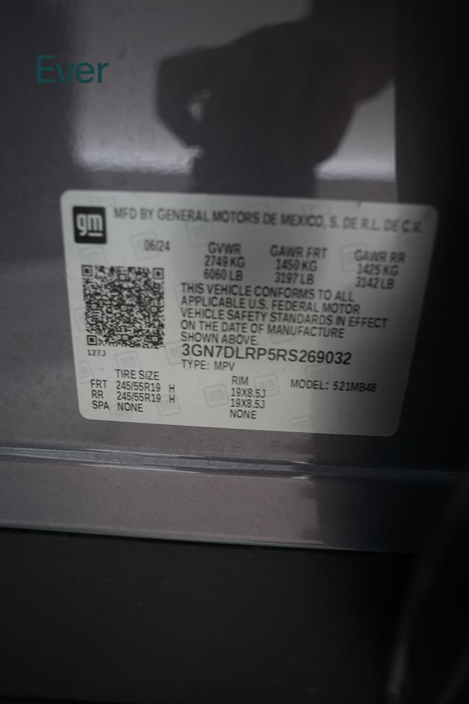Used 2024 Chevrolet Equinox EV LT w/ LPO, Blackout Package FWD image 28