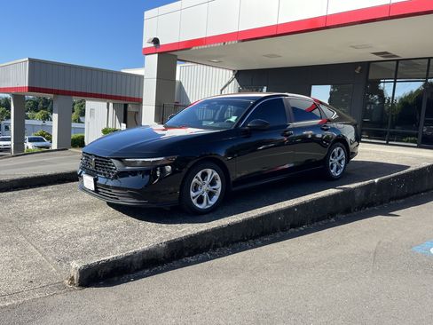 Used 2024 Honda Accord LX image 4