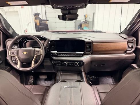 Certified 2024 Chevrolet Silverado 2500 High Country w/ High Country Premium Package AWD/4WD image 20