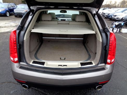 Used 2011 Cadillac SRX Luxury image 31