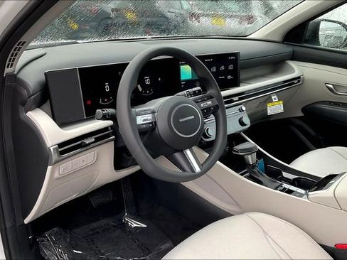 New 2025 Hyundai Tucson SEL image 6