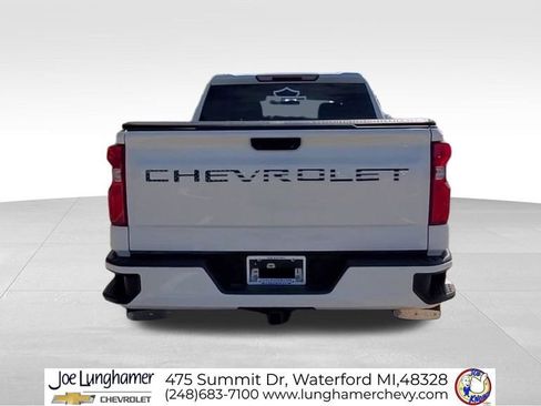 Certified 2022 Chevrolet Silverado 1500 Custom RWD image 7