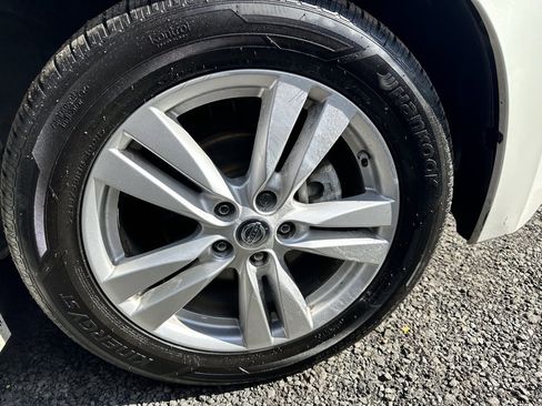 Used 2015 Nissan Quest SL image 10