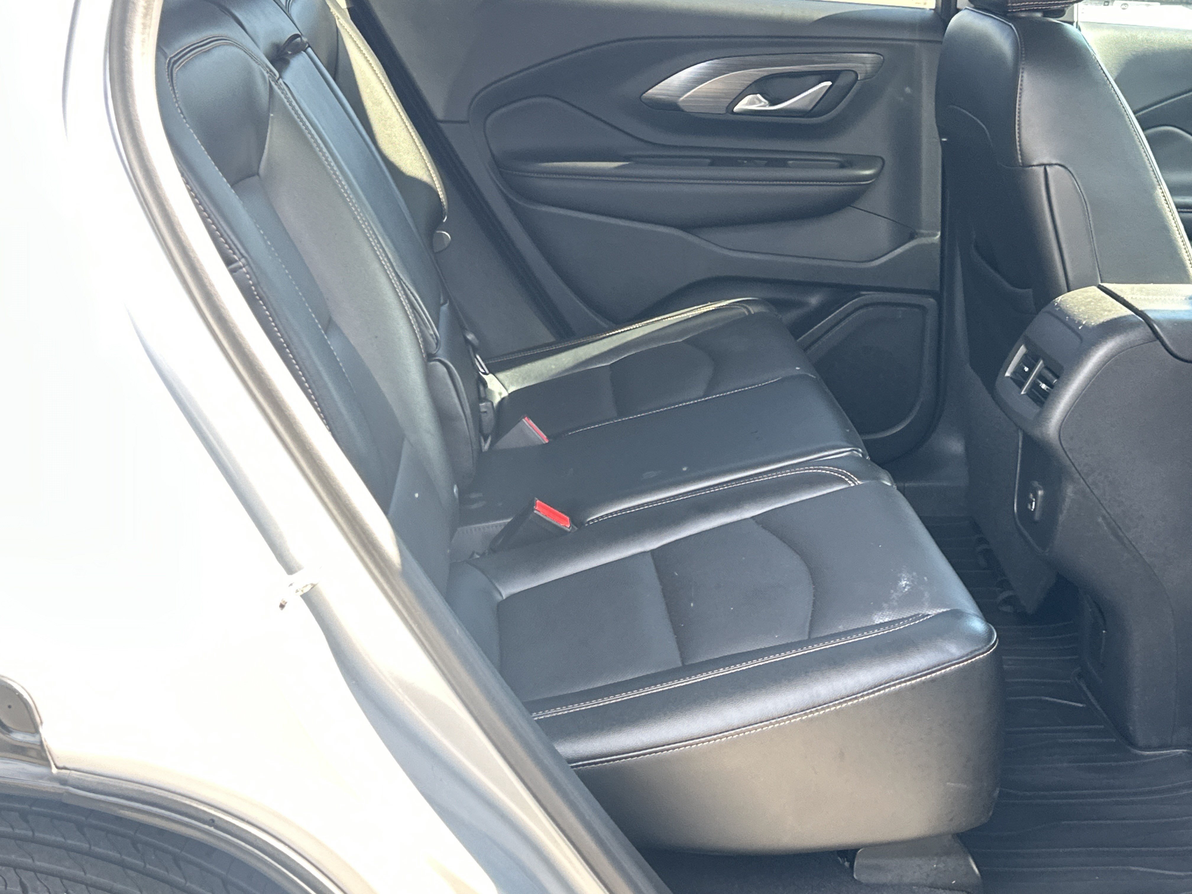 Used 2020 GMC Terrain SLT w/ Preferred Package FWD image 15