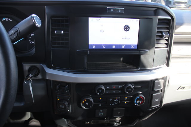 Used 2025 Ford F250 XL w/ STX Appearance Package AWD/4WD image 4