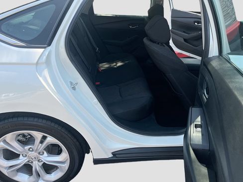 Used 2025 Honda Accord LX image 24