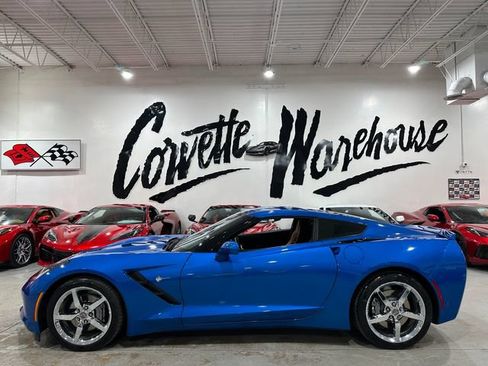 Used 2014 Chevrolet Corvette Stingray Coupe w/ 2LT Preferred Equipment Group RWD image 2