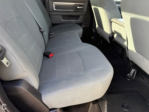 Used 2015 RAM 2500 SLT image 12