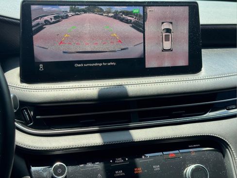 Used 2022 INFINITI QX60 Sensory w/ Cargo Package FWD image 29