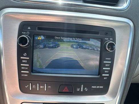 Used 2016 GMC Acadia SLT FWD image 20