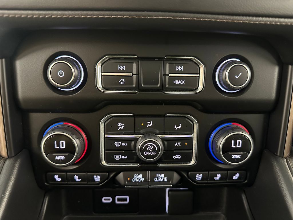 Used 2022 Chevrolet Tahoe High Country AWD/4WD image 40