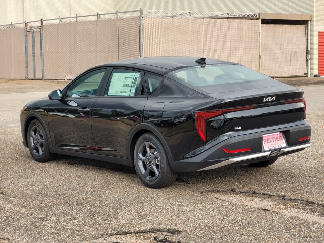 New 2026 Kia K4 FWD image 3