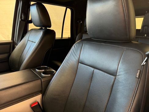 Used 2017 Ford Expedition EL Limited image 17