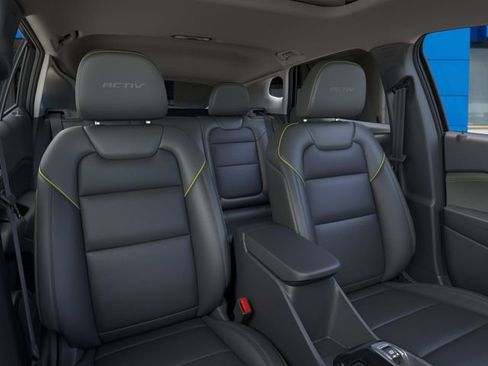New 2026 Chevrolet Trax ACTIV w/ Sunroof Package FWD image 16